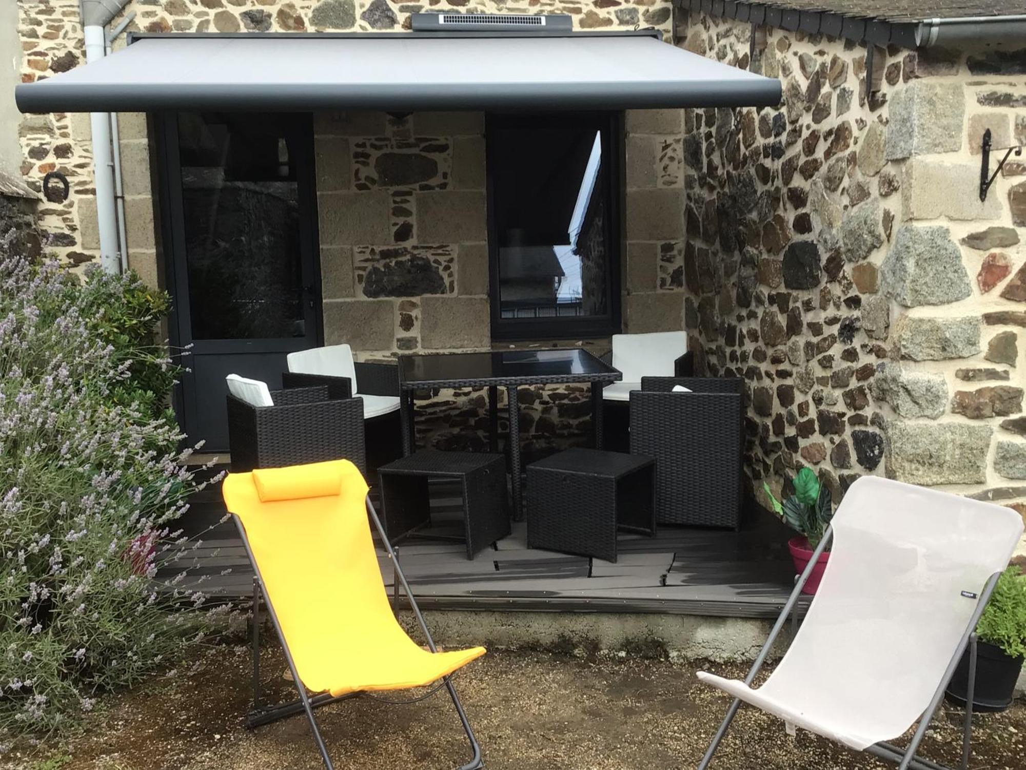 Maison En Pierre A La Campagne Proche De La Mer Plourhan Exterior foto